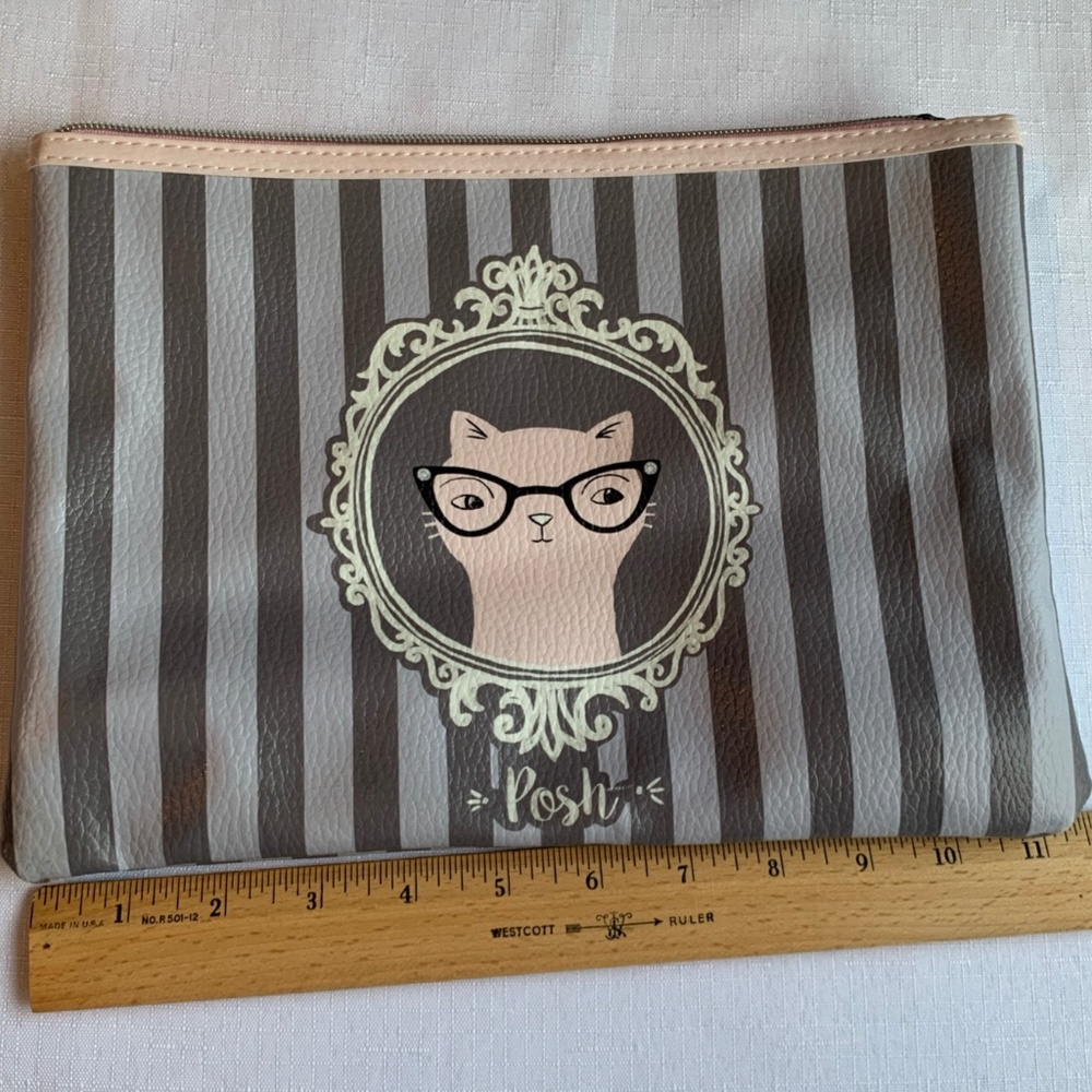 Mixit Posh Makeup Bag 11.5 x 8" Zippered Vinyl Cat Feline Striped Pink/Gray